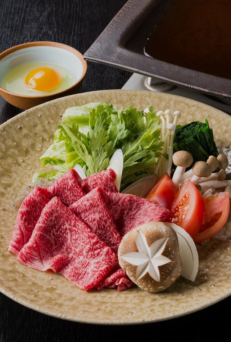 自然が育てた飛騨牛と、心に残る高山の夜。